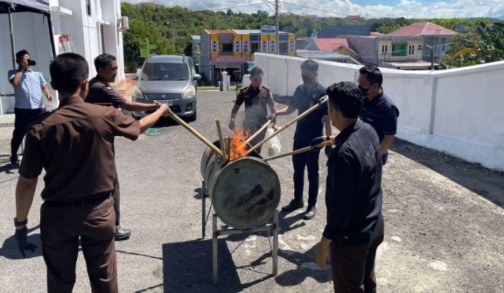 Pemusnahan Barang Bukti